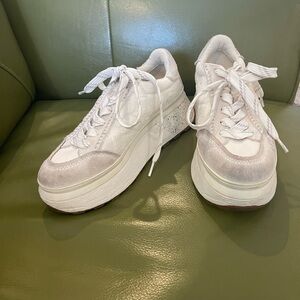 UGG Marin Lace logo shoe 8